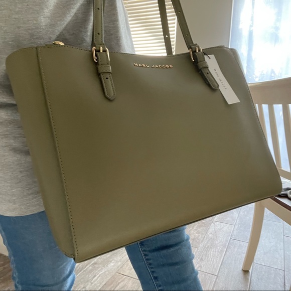 New❤️ Marc Jacobs The Commuter Tote - Picture 9 of 10